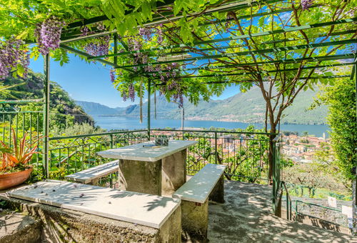 Villa 4 bedroom Dervio