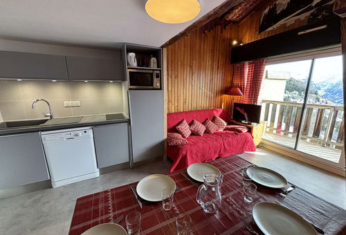 AURIS EN OISANS (38) - Residence Campanules 
2 room apartment + mezzanine -...