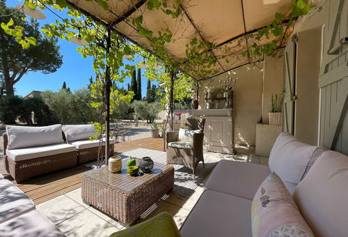 MOURIES HOLIDAYS - SUPERB MAS IN THE COUNTRYSIDE WITH POOL! 