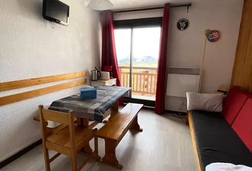 Apartment 1 bedroom Huez