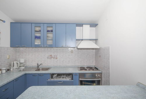 Appartement 2 chambres Tribunj