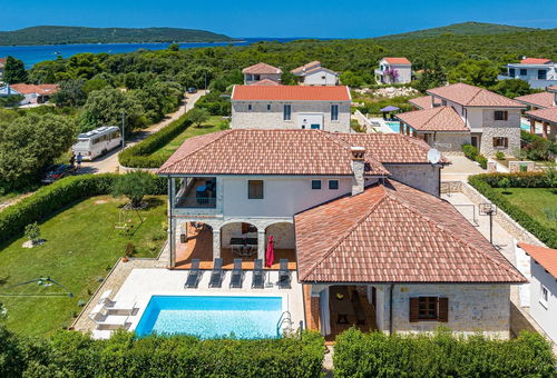 Villa 4 bedroom 
