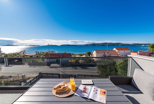 Apartment 3 bedroom Brodarica