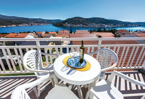 Apartment 1 bedroom Rogoznica