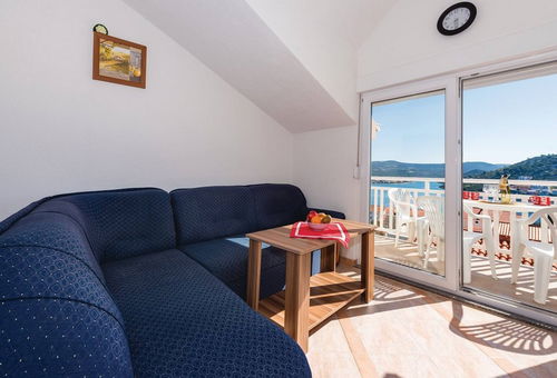 Apartment 1 bedroom Rogoznica