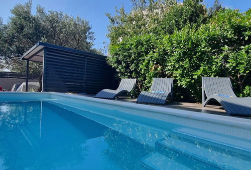 Apartment 3 bedroom Kaštel Novi