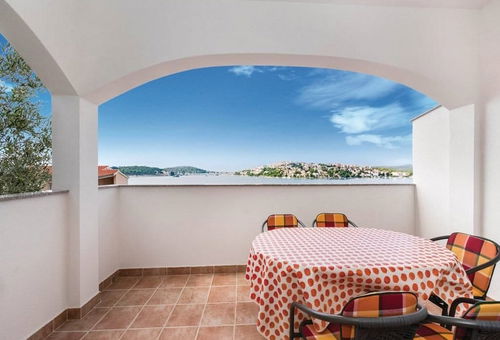 Apartment 2 bedroom Rogoznica
