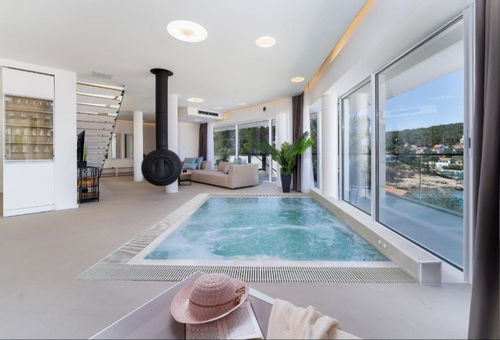 Villa 4 bedroom Jelsa