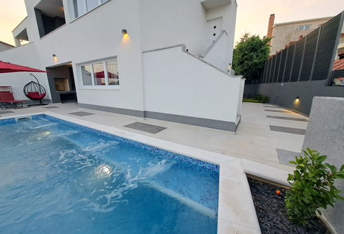 Villa 6 bedroom Kaštel Novi