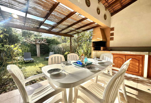 PINARELLO (2A) Mare e Sole
Mini-villa - approximately 70m² - up to 6 people