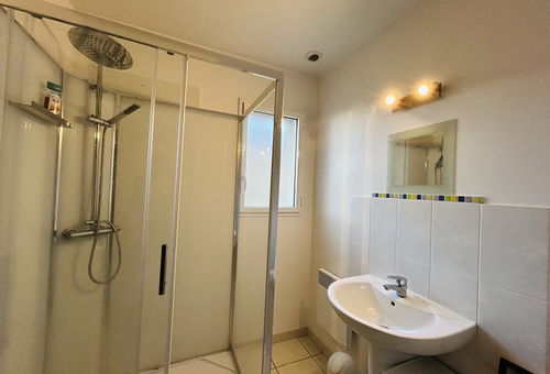 Located close to the sea and quiet, this beautiful detached house has a...