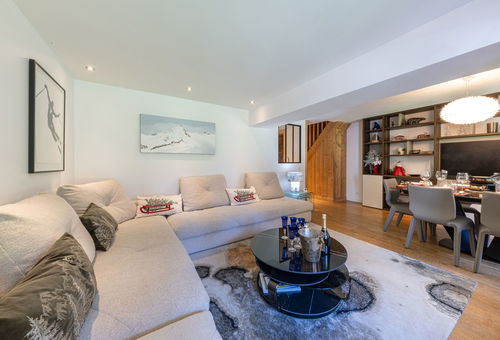 4 pièces duplex de 80 m2 pouvant accueillir 6 personnes
Au rez-de-chaussée de...