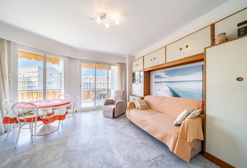 Charming 1 bedroom on the top floor