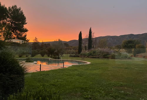 Maison Astrée - Luxury Provençal Villa, Heated Pool, Stunning Luberon Views