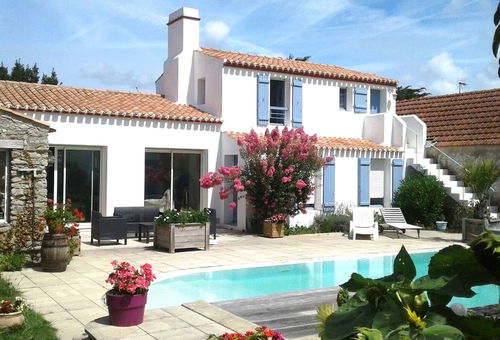 La Guérinière (85) - In the heart of the village
4-room house -...