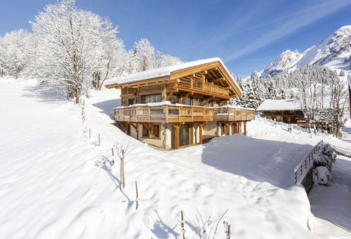 BALMAZ LODGE