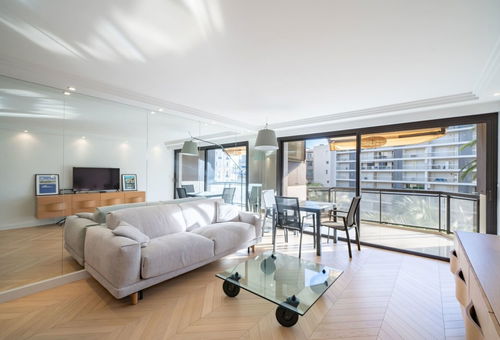 Beautiful 2 bedroom in the heart of Cannes