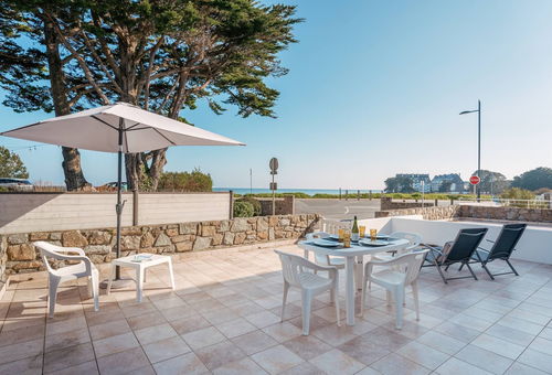La Trinité Sur Mer, facing the sea Men Du, 3-room apartment. SEA VIEW