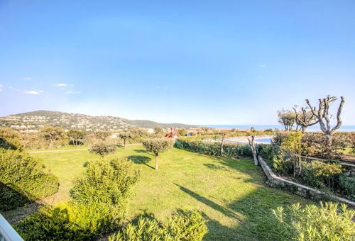 Apartment 1 bedroom Roquebrune-sur-argens