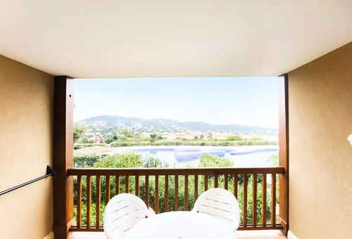 Apartment 1 bedroom Roquebrune-sur-argens