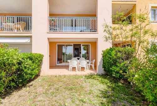 Apartment 2 bedroom Roquebrune-sur-argens