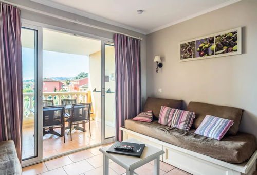 Apartment 1 bedroom Roquebrune-sur-argens