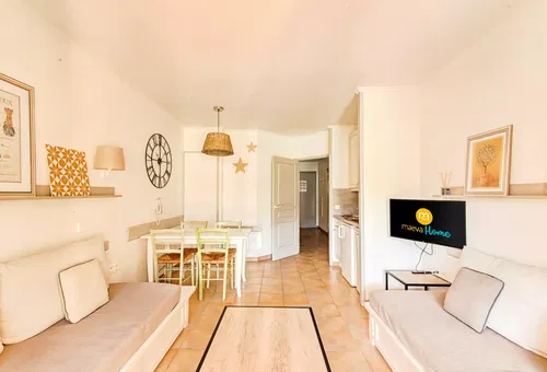 Apartment 1 bedroom Mallemort