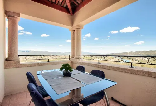 Apartment 1 bedroom Mallemort