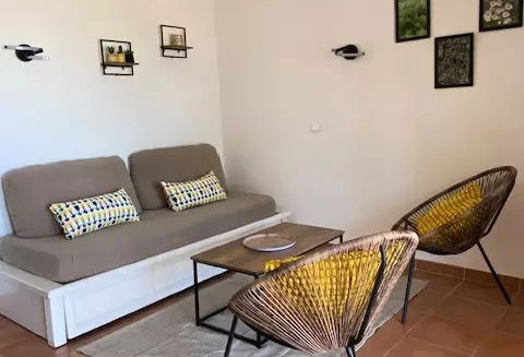Apartment 1 bedroom Mallemort