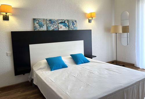 SAINT FLORENT - Studio 26 m² - 1er étage 3 Personnes
Balcon vue mer FLO127