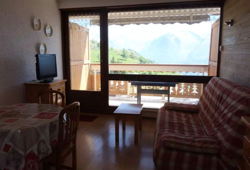 Apartment 1 bedroom Huez