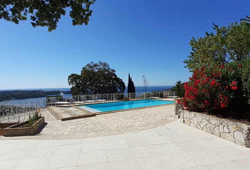 Villa 4 chambres vue mer et piscine dans résidence au calme sur les hauteur