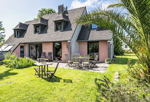 Villa 4 bedroom Plounévez-lochrist