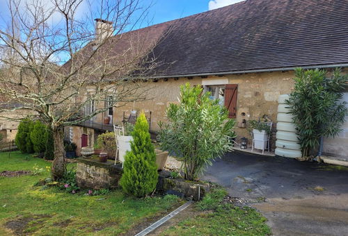 Escape to the heart of Corrèze: charm, nature and serenity await you...