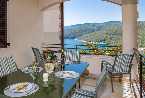 Appartement 2 chambres Rabac