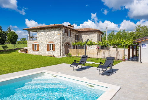 Villa 3 bedroom Nedešćina