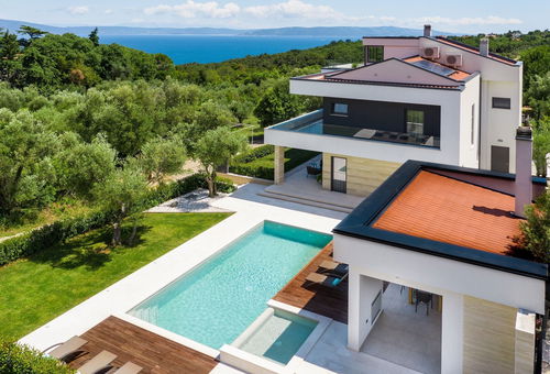 Villa 4 bedroom Drenje