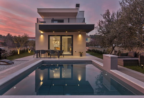 Villa 3 bedroom Premantura