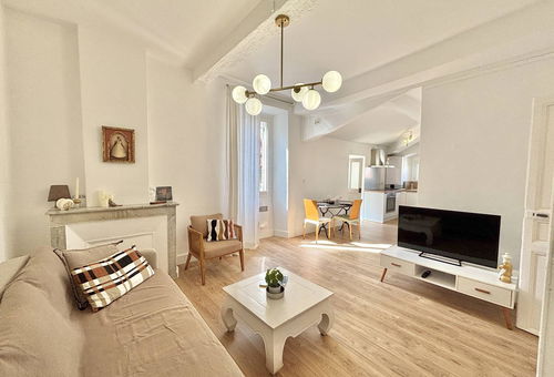 City Center, Palm Tree Square (2A)
Apartment - approximately 40m² - up to 2...