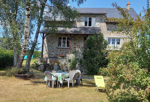 Après quelques marches, vous arriverez au gîte, un espace chaleureux et...