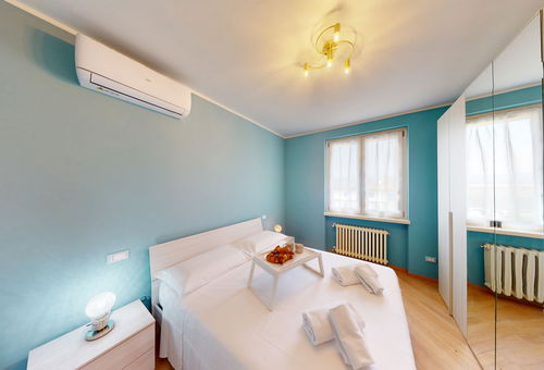 Pinko House By Bookinggardalake