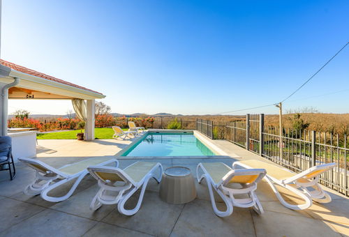 Luxury Villa Sofia with Pool In Poreč, Istria