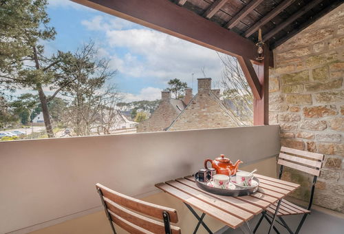 Carnac, Grande Plage and supermarket closeby, nice 3-room duplex apartment