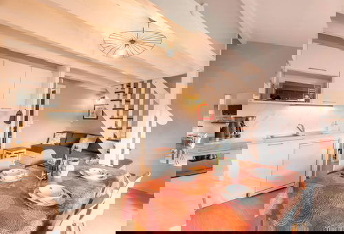 Carnac, Grande Plage and supermarket closeby, nice 3-room duplex apartment