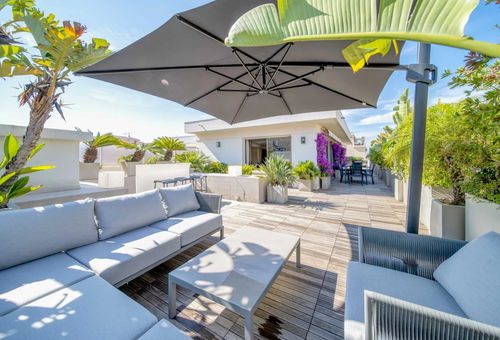 -CLR-  Stunning suite with terrace 