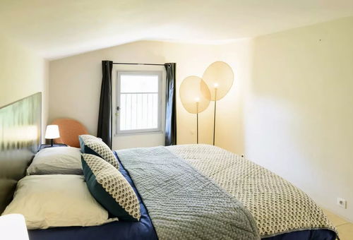 Villa 7 bedroom Cadenet