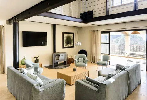 Villa 7 bedroom Cadenet