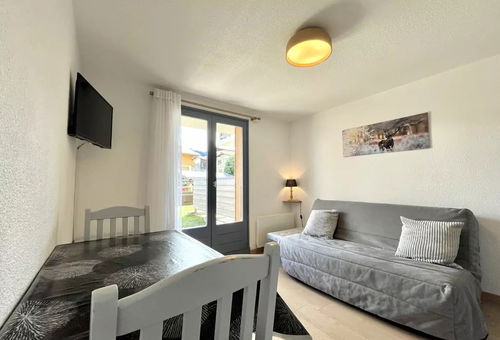 Apartment 1 bedroom Demi-quartier