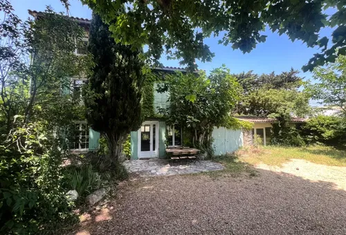 Villa 5 bedroom L'isle-sur-la-sorgue
