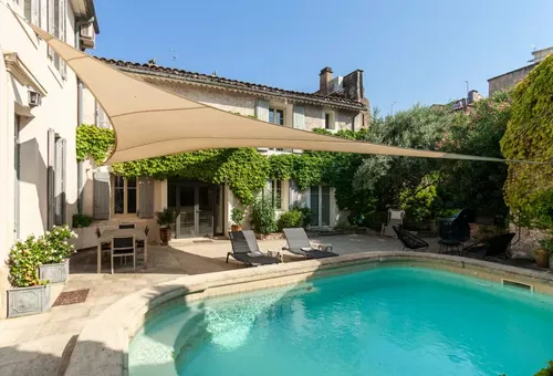 Villa 4 bedroom L'isle-sur-la-sorgue